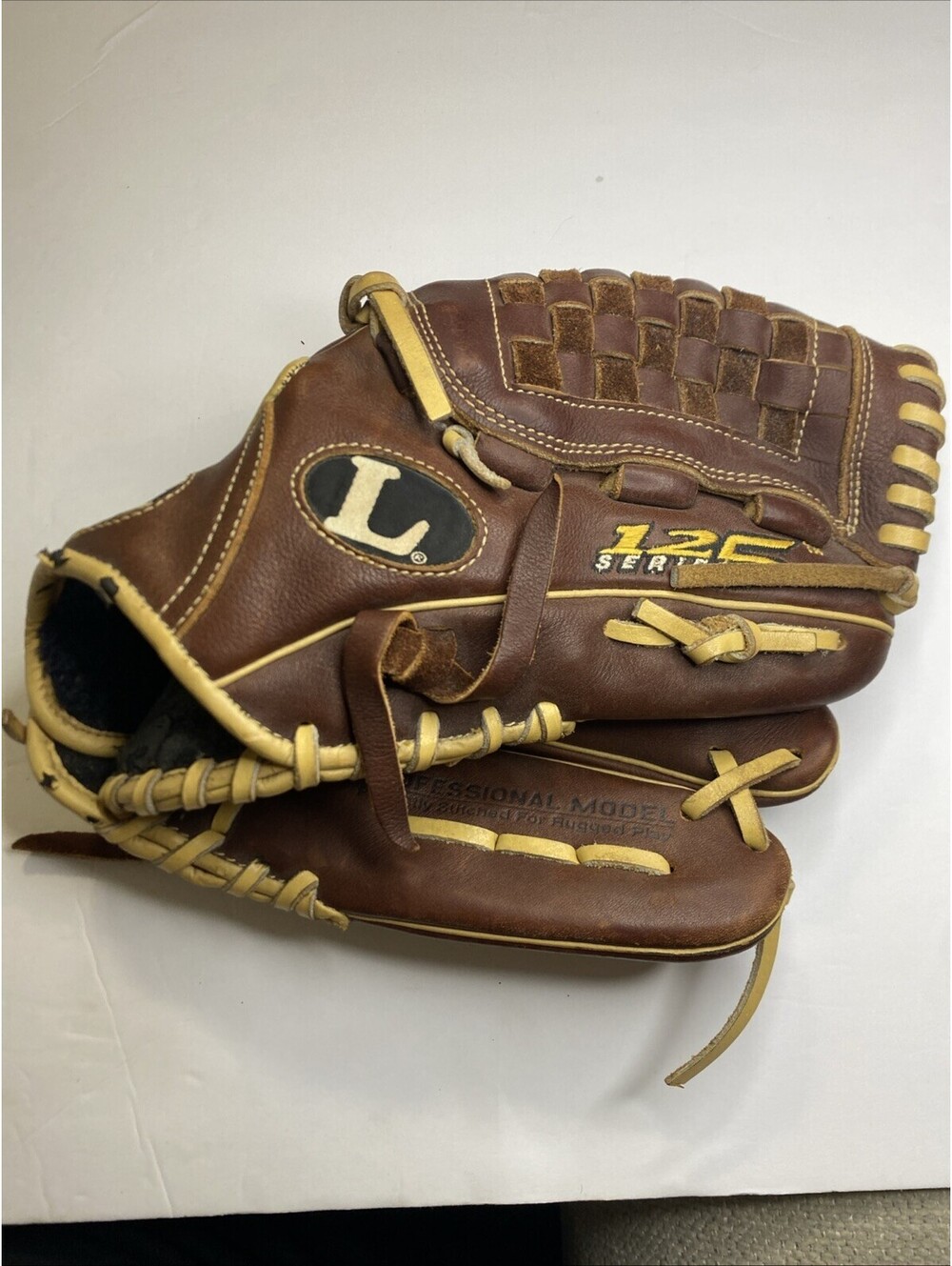 Louisville Slugger TPX 125 Series 12 Outfield Softball Glove RHT